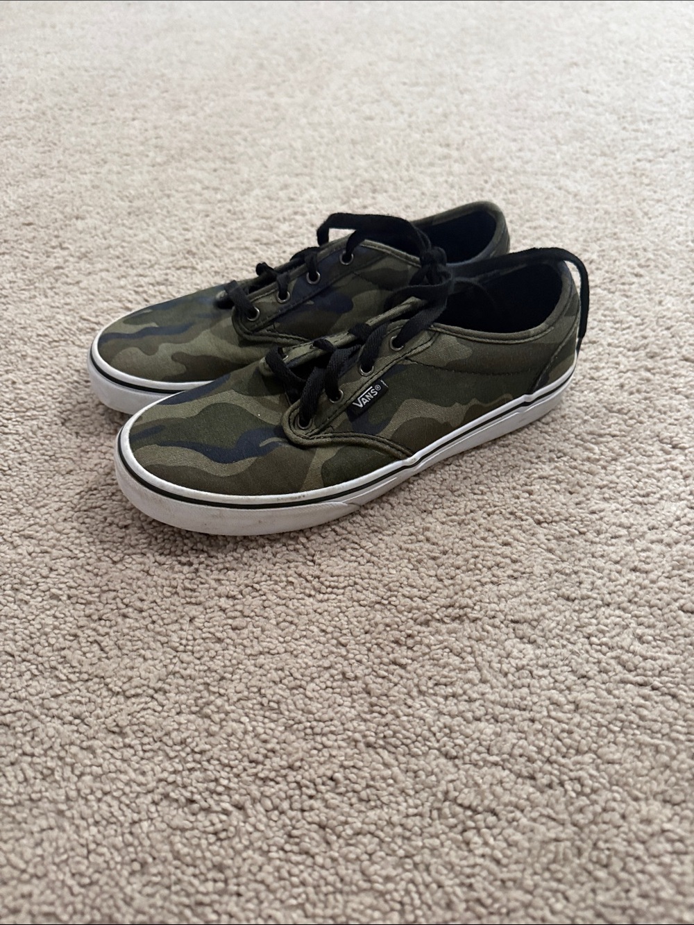 Vans Kids Olive Camo Low-Top Sneakers with Black Accents